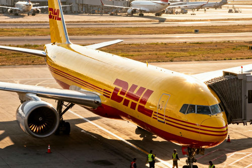 北京DHL国际快递可以邮寄智能手机吗